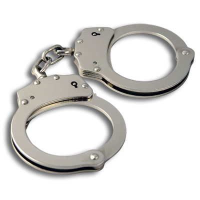 http://www.nigeriapolicewatch.com/wp-content/uploads/2012/08/hand-cuffs-1.jpg